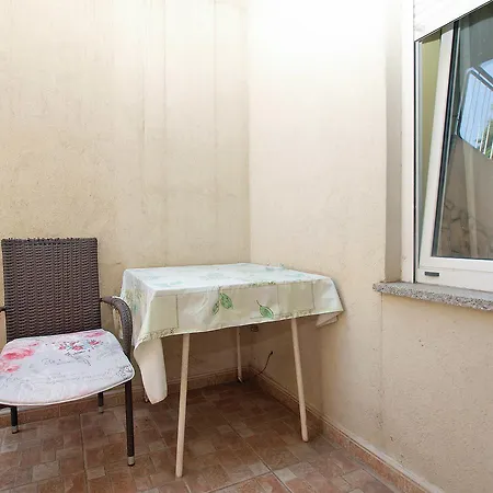 Branko 1645 Apartmán