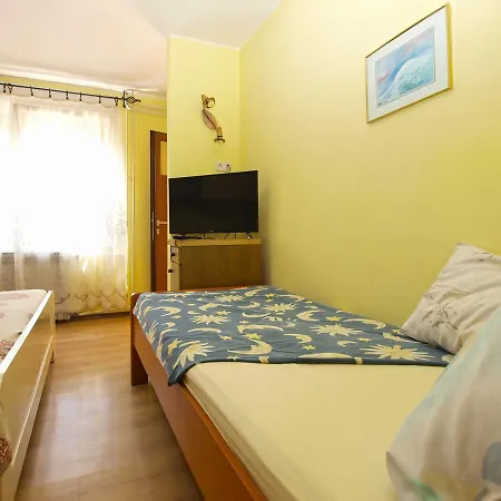 Branko 1645 Apartmán Pula